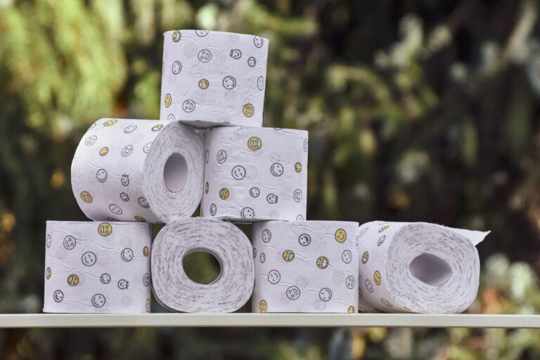 Sustainable Toilet Paper: Better for the Planet (and Your Bum)
