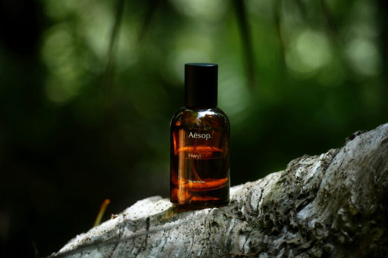 9 Eco-Friendly Perfumes & Fragrances: Better Scents, Lower Impact